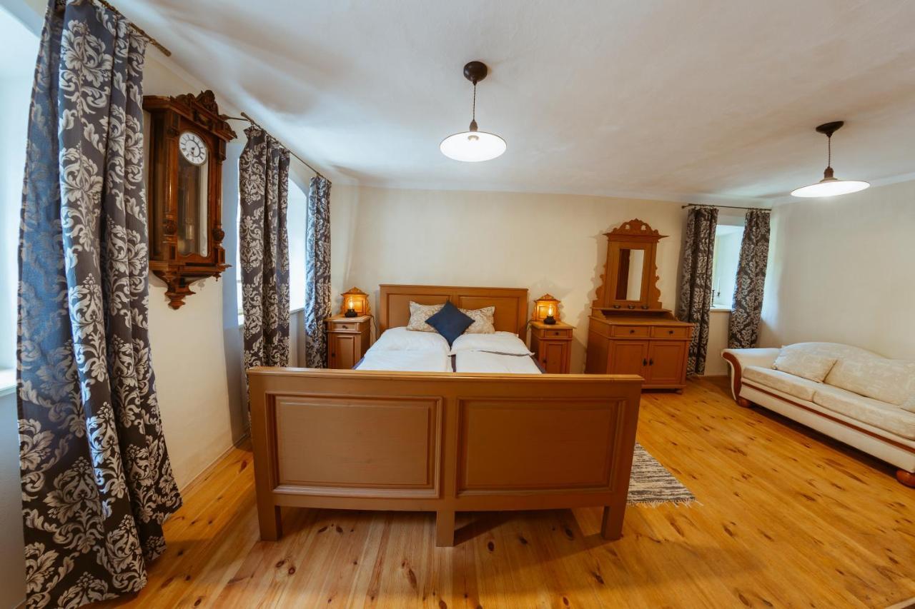 Apartmany Rodny Dom Deza Hoffmanna Banska Stiavnica Bagian luar foto